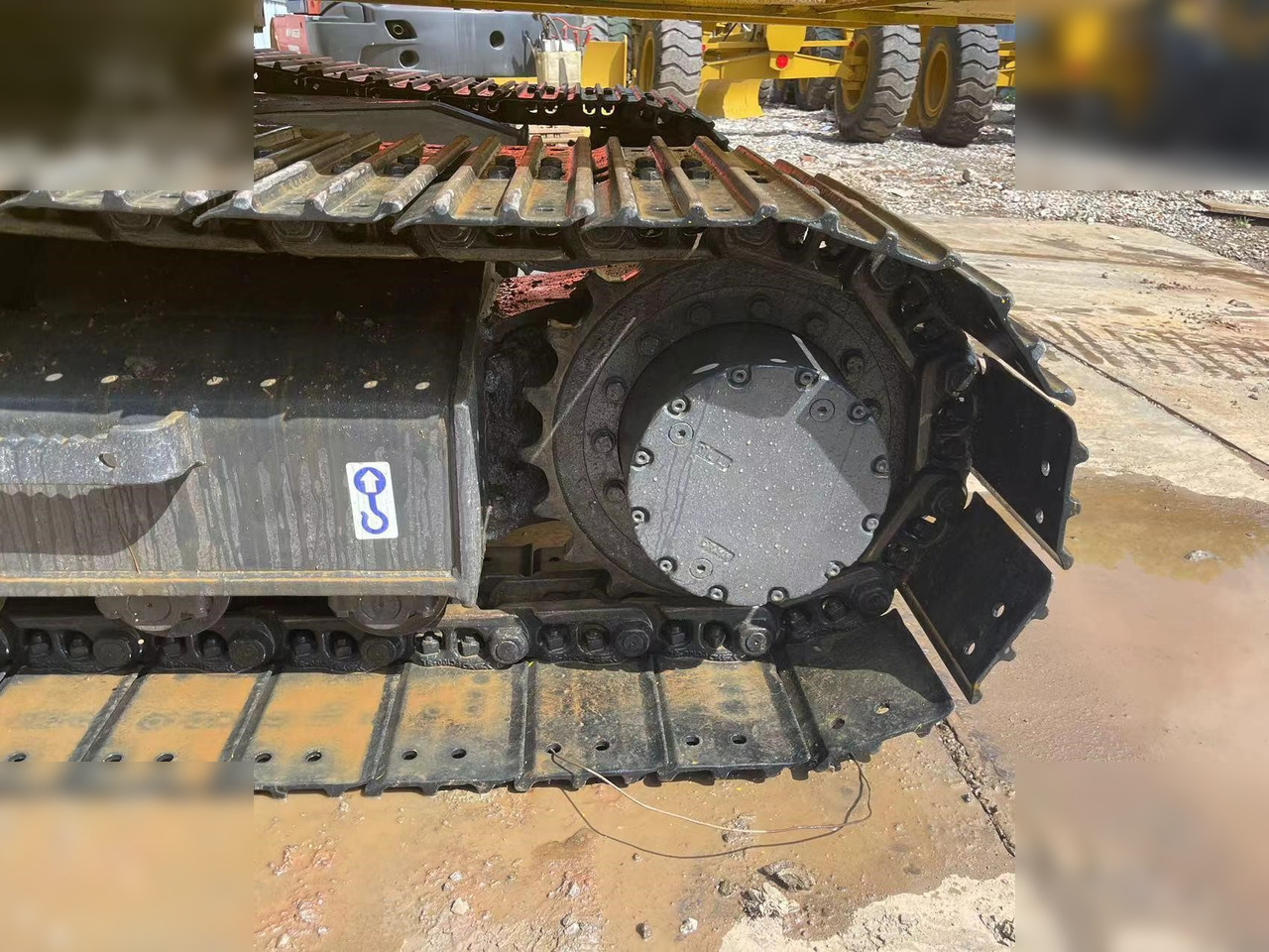 KOMATSU PC120-8 - Pelle sur chenille: photos 5 KOMATSU PC120-8 - Pelle sur chenille: photos 5