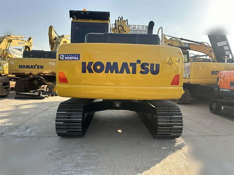 KOMATSU PC130-7 - Pelle sur chenille: photos 3 KOMATSU PC130-7 - Pelle sur chenille: photos 3