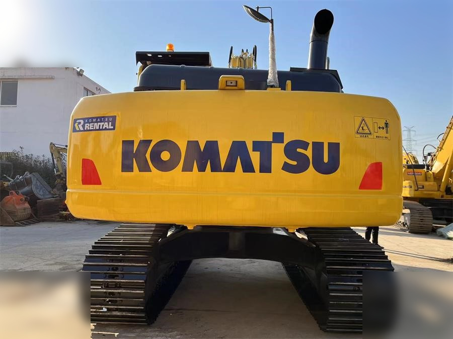 KOMATSU PC200-8 - Pelle sur chenille: photos 4 KOMATSU PC200-8 - Pelle sur chenille: photos 4