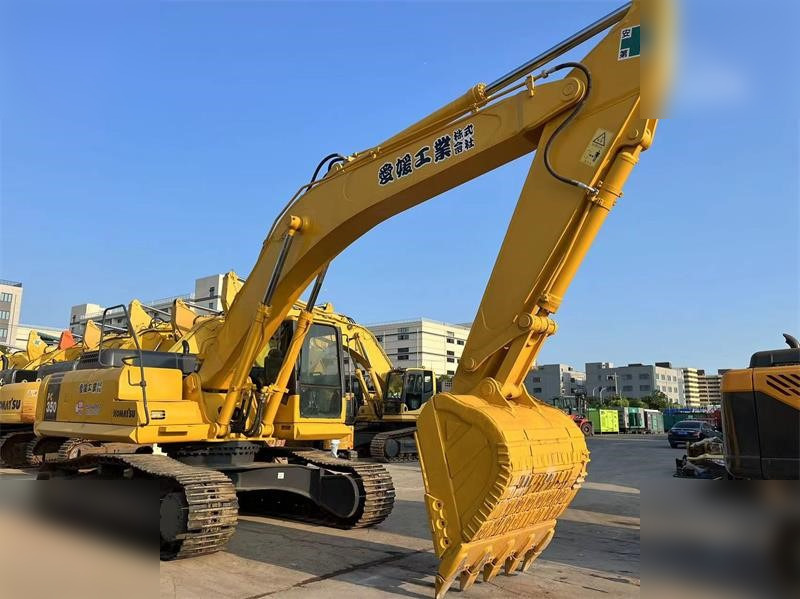 KOMATSU PC350-7 - Pelle sur chenille: photos 3 KOMATSU PC350-7 - Pelle sur chenille: photos 3