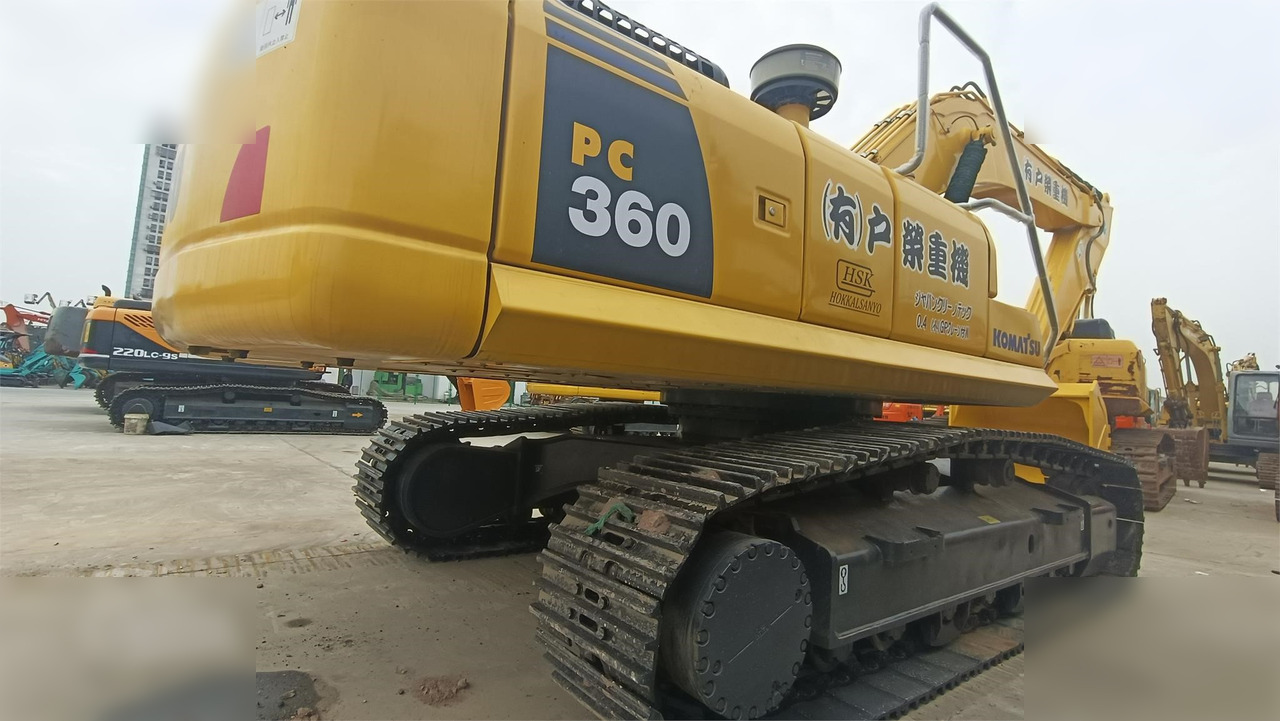 KOMATSU PC360-7 - Pelle sur chenille: photos 2 KOMATSU PC360-7 - Pelle sur chenille: photos 2