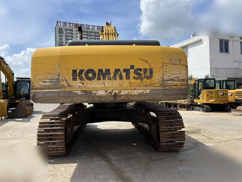 KOMATSU PC400-8 - Pelle sur chenille: photos 3 KOMATSU PC400-8 - Pelle sur chenille: photos 3