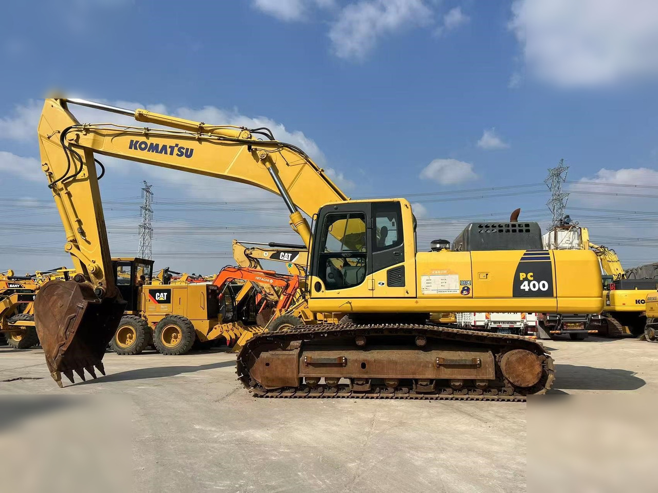 KOMATSU PC400-8R - Pelle sur chenille: photos 1 KOMATSU PC400-8R - Pelle sur chenille: photos 1