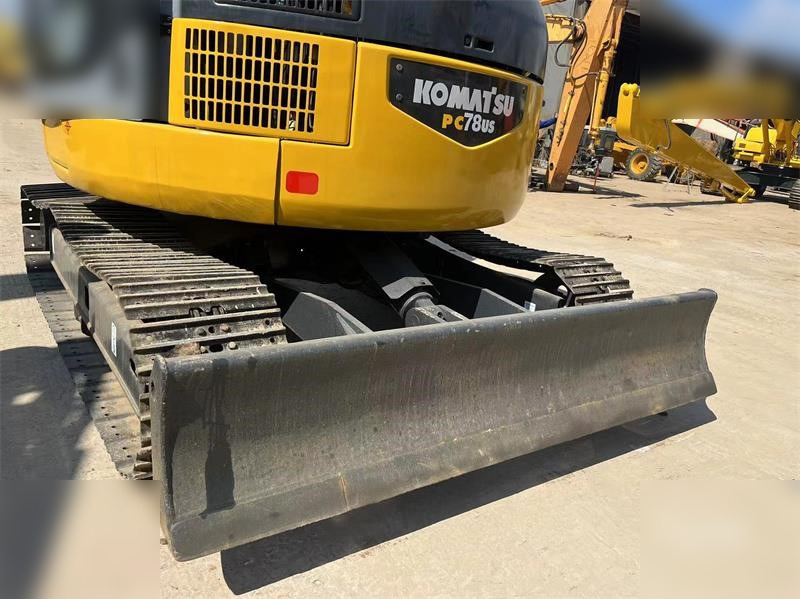 KOMATSU PC78US-6 - Pelle sur chenille: photos 5 KOMATSU PC78US-6 - Pelle sur chenille: photos 5