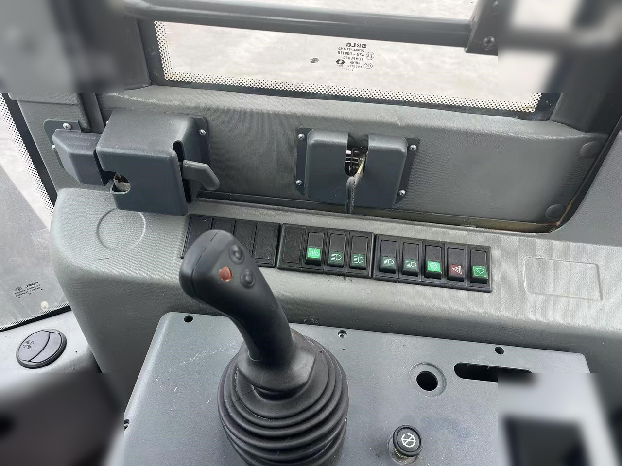Chargeuse sur pneus SDLG L956F: photos 9