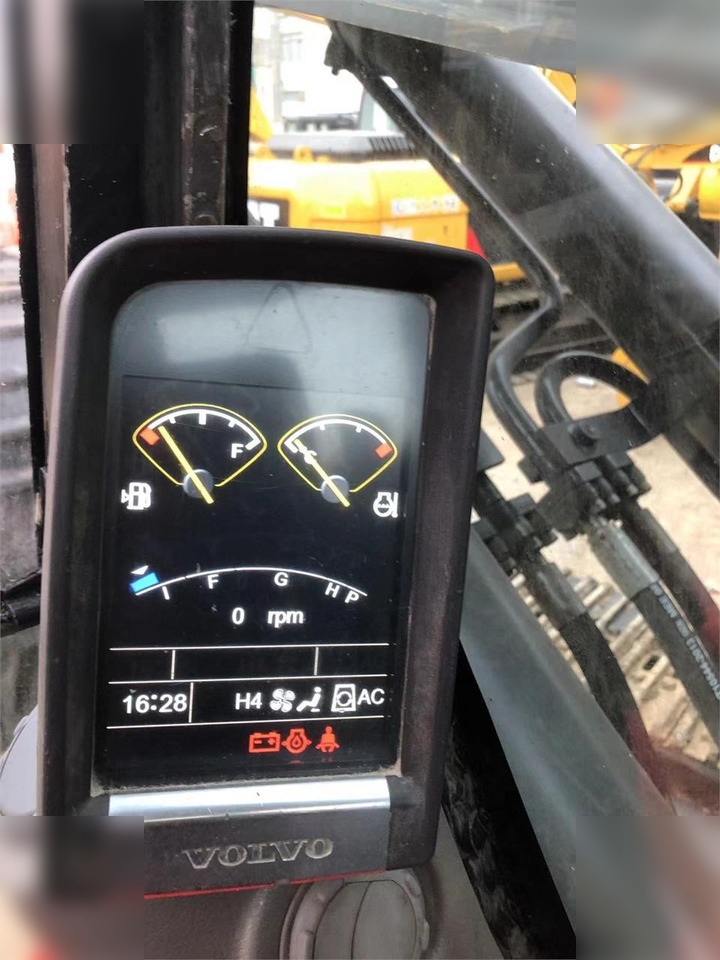 VOLVO EC480DL - Pelle sur chenille: photos 5 VOLVO EC480DL - Pelle sur chenille: photos 5