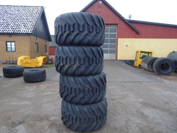 Trelleborg Twin T423 - Pneu pour Engins de chantier: photos 2 Trelleborg Twin T423 - Pneu pour Engins de chantier: photos 2