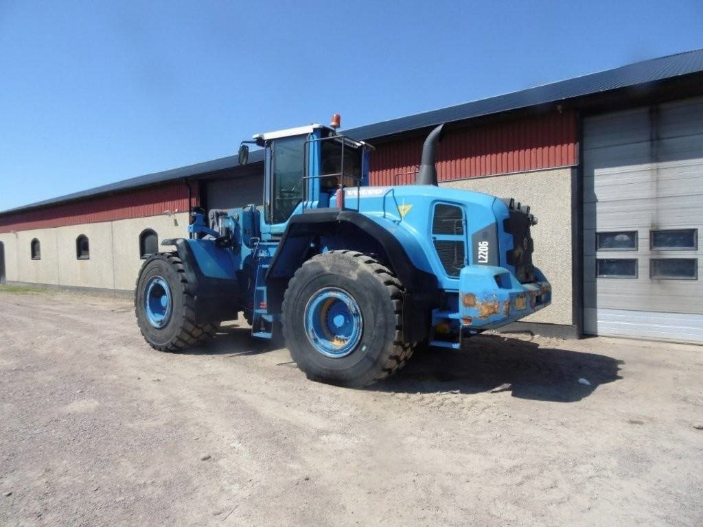 Volvo L 220 G  - Chargeuse sur pneus: photos 2 Volvo L 220 G  - Chargeuse sur pneus: photos 2