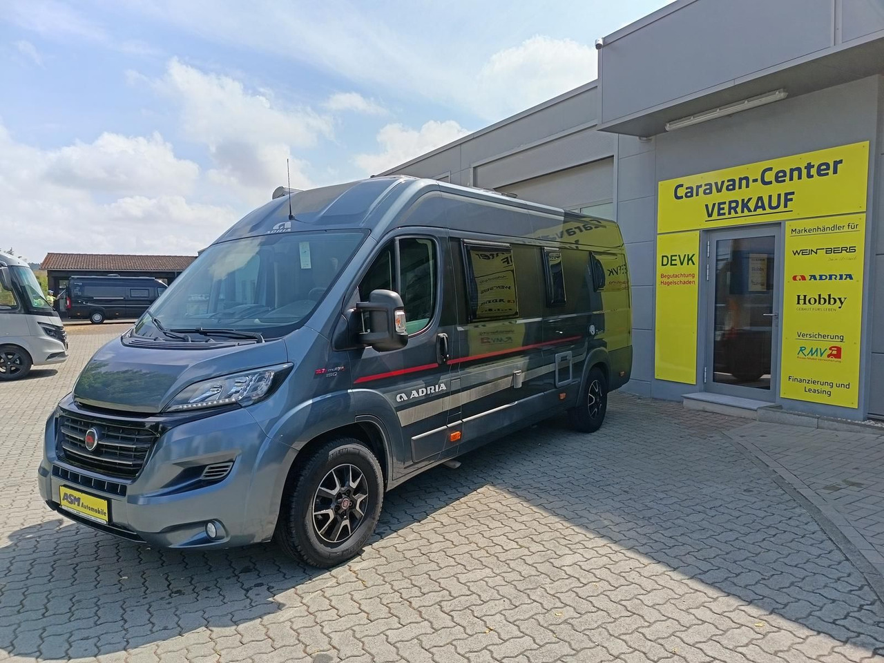 Adria Twin 640SLX Platinum*MARKISE*TV*SAT*FAHRRADTRÄG. - Fourgon aménagé: photos 3 Adria Twin 640SLX Platinum*MARKISE*TV*SAT*FAHRRADTRÄG. - Fourgon aménagé: photos 3