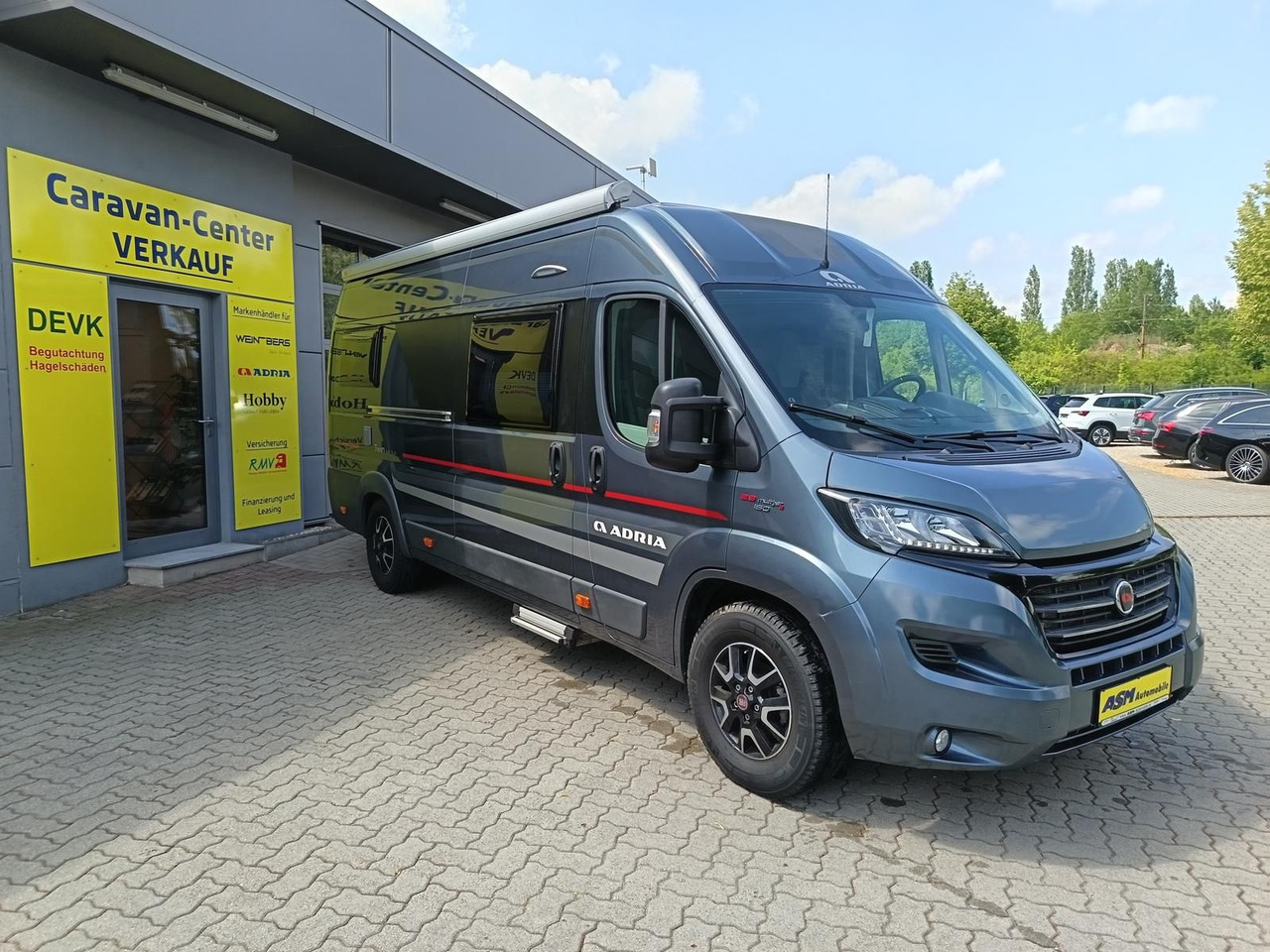 Adria Twin 640SLX Platinum*MARKISE*TV*SAT*FAHRRADTRÄG. - Fourgon aménagé: photos 2 Adria Twin 640SLX Platinum*MARKISE*TV*SAT*FAHRRADTRÄG. - Fourgon aménagé: photos 2