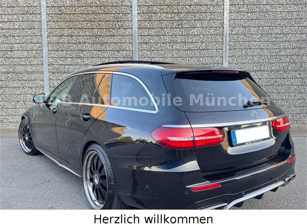Mercedes-Benz E 63 S AMG*4Matic+*Panorama*MB-Garantie*Designo* - Voiture: photos 4 Mercedes-Benz E 63 S AMG*4Matic+*Panorama*MB-Garantie*Designo* - Voiture: photos 4