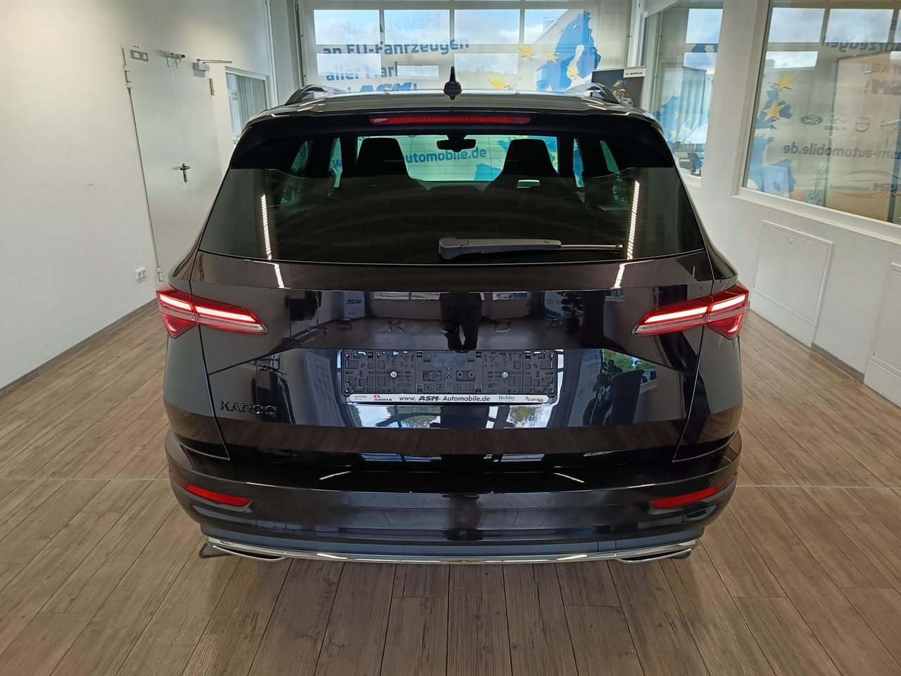 Skoda Karoq Sportline 1,5 TSI DSG*AHK*PSD*STD.HZG*NAVI - SUV: photos 5 Skoda Karoq Sportline 1,5 TSI DSG*AHK*PSD*STD.HZG*NAVI - SUV: photos 5