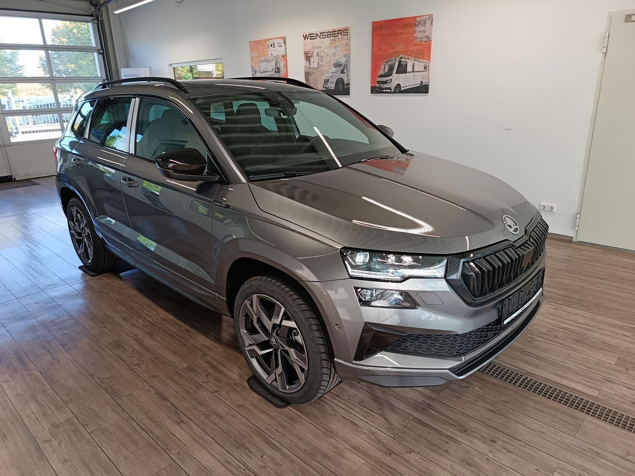 Skoda Karoq Sportline 2,0 TDI DSG 4x4*AHK*PSD*STD.HZG* - SUV: photos 3 Skoda Karoq Sportline 2,0 TDI DSG 4x4*AHK*PSD*STD.HZG* - SUV: photos 3