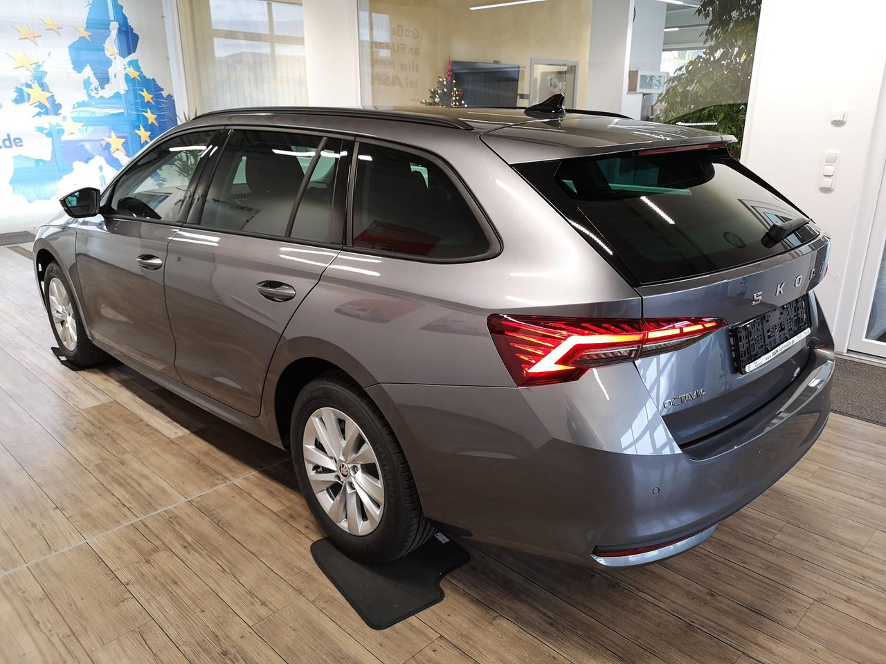 Skoda Octavia Combi Selection DSG*R-KAM*LED*DAB*2xPDC* - Voiture break: photos 3 Skoda Octavia Combi Selection DSG*R-KAM*LED*DAB*2xPDC* - Voiture break: photos 3