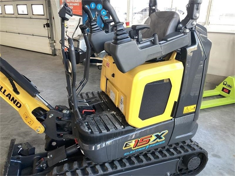 Mini pelle New Holland E15x Elektrisk: photos 6