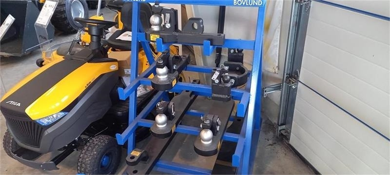 New Holland Kugletræk Til T6-7-8.  - Attache rapide pour Tracteur agricole: photos 2 New Holland Kugletræk Til T6-7-8.  - Attache rapide pour Tracteur agricole: photos 2