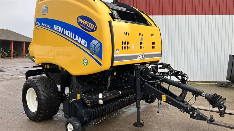 New Holland RB 180 CropCutter - Presse à balles rondes: photos 5 New Holland RB 180 CropCutter - Presse à balles rondes: photos 5