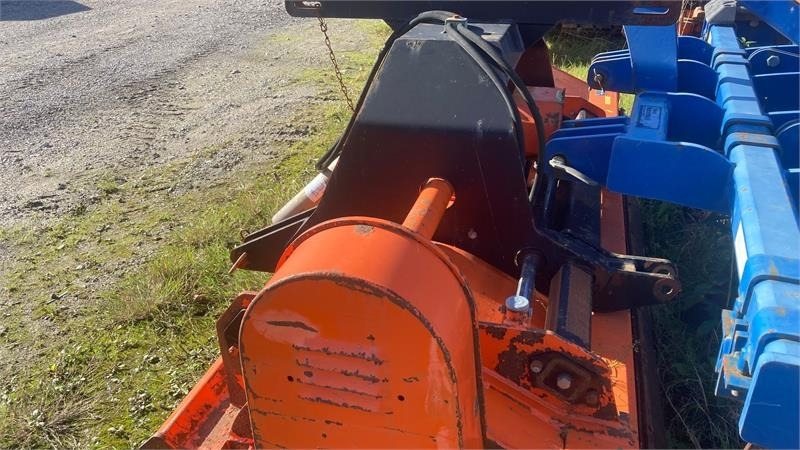 Perfect KM-270 Front og Bagmontering  - Faucheuse: photos 3 Perfect KM-270 Front og Bagmontering  - Faucheuse: photos 3