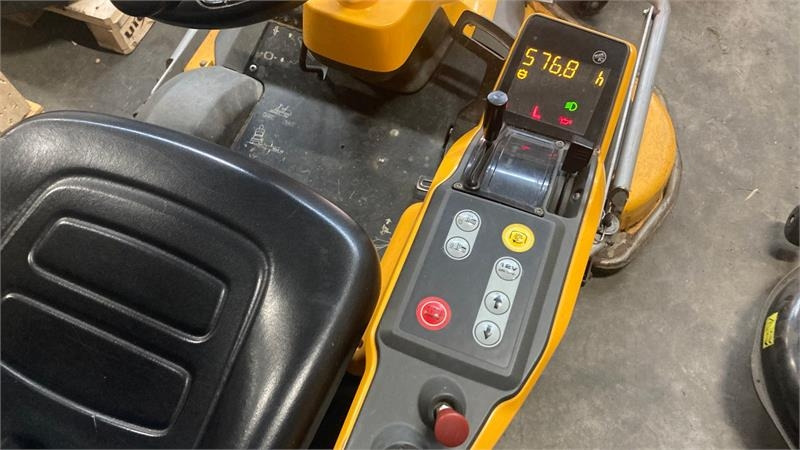 Stiga Park Pro 540IX 4WD 125 Combi Pro el. - Motofaucheuse: photos 5 Stiga Park Pro 540IX 4WD 125 Combi Pro el. - Motofaucheuse: photos 5