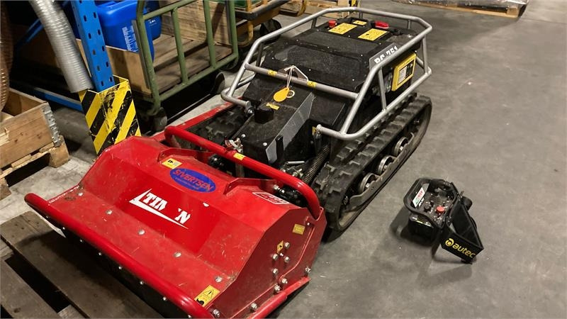 Timan RC-751 Kun 18 timer - Motofaucheuse: photos 1 Timan RC-751 Kun 18 timer - Motofaucheuse: photos 1