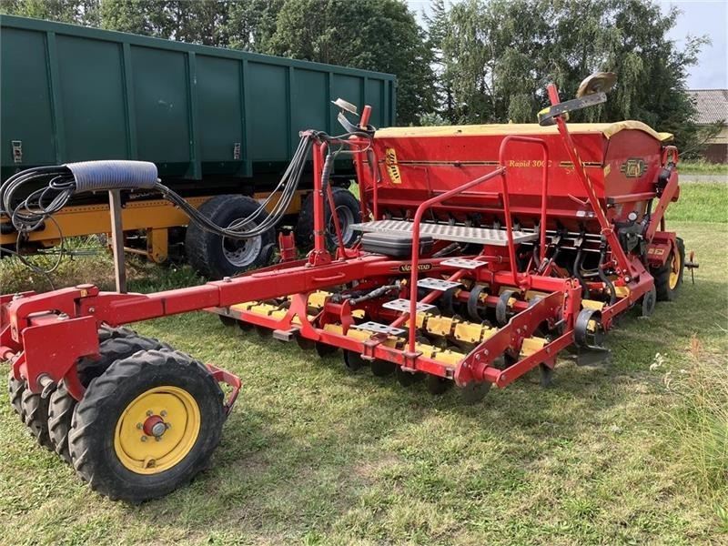 Vaderstad Rapid 300 C Super XL - Semoir: photos 1 Vaderstad Rapid 300 C Super XL - Semoir: photos 1