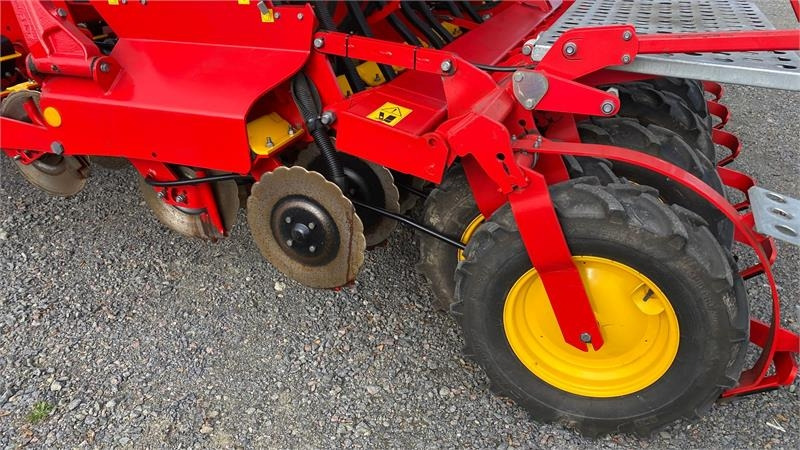 Vaderstad Rapid 400C Combi - Combiné de semis: photos 4 Vaderstad Rapid 400C Combi - Combiné de semis: photos 4