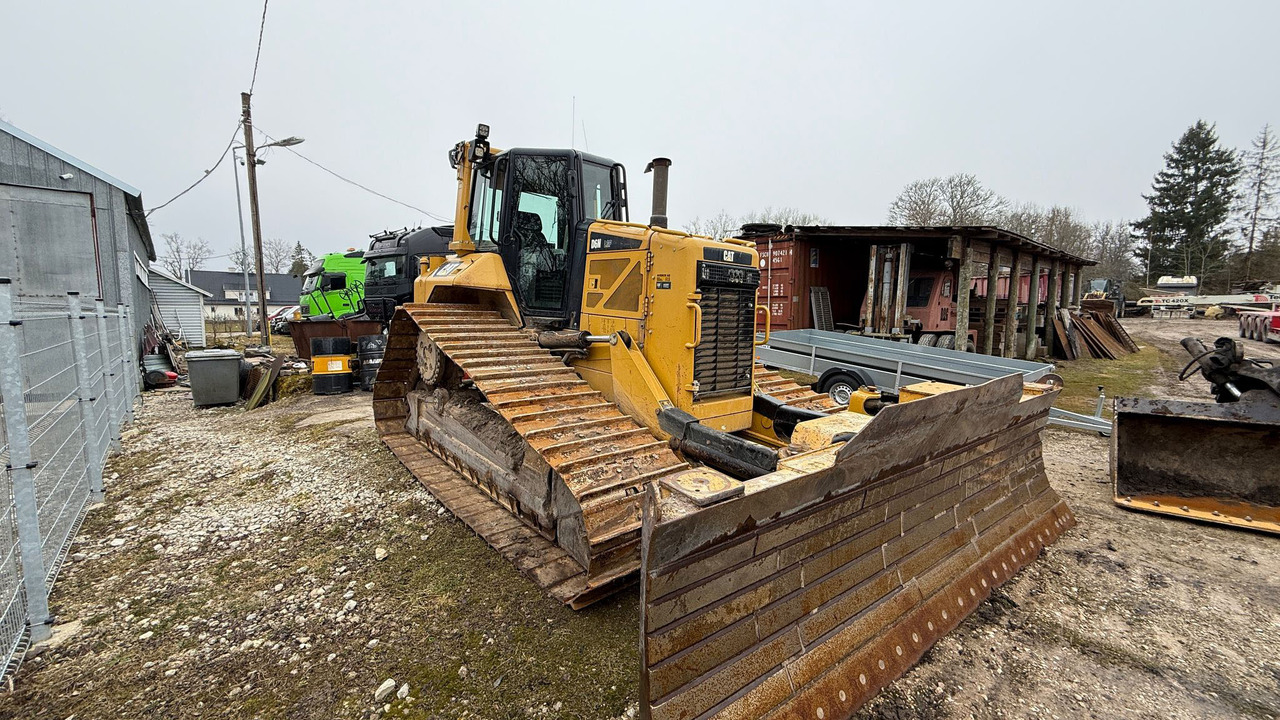 CAT D6N LGP - Bulldozer: photos 2 CAT D6N LGP - Bulldozer: photos 2