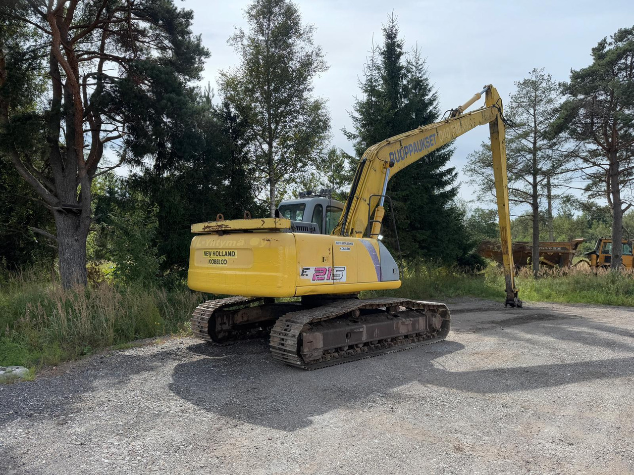 New Holland E 215 - Pelle sur chenille: photos 4 New Holland E 215 - Pelle sur chenille: photos 4