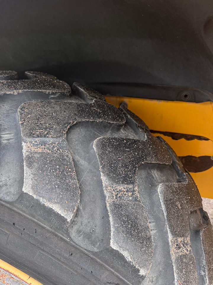 Volvo L45F-TP/S - Chargeuse sur pneus: photos 5 Volvo L45F-TP/S - Chargeuse sur pneus: photos 5