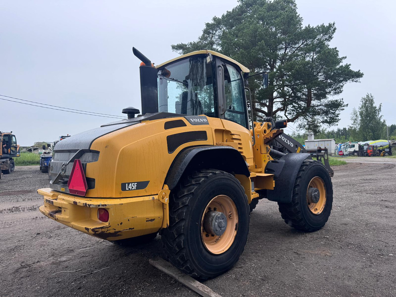 Volvo L45F-TP/S - Chargeuse sur pneus: photos 4 Volvo L45F-TP/S - Chargeuse sur pneus: photos 4