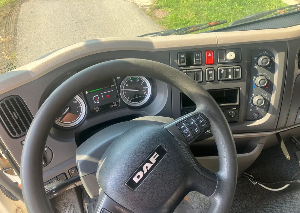 DAF DAF LF 180 kurierka kontener 18 palet - Camion fourgon: photos 3 DAF DAF LF 180 kurierka kontener 18 palet - Camion fourgon: photos 3