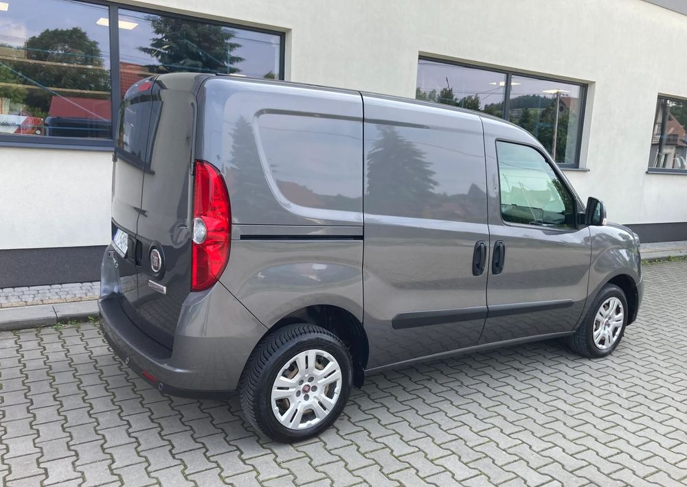 Fiat FIAT DOBLO 3 OSOBOWY krótki parnter berlingo - Fourgon utilitaire: photos 4 Fiat FIAT DOBLO 3 OSOBOWY krótki parnter berlingo - Fourgon utilitaire: photos 4