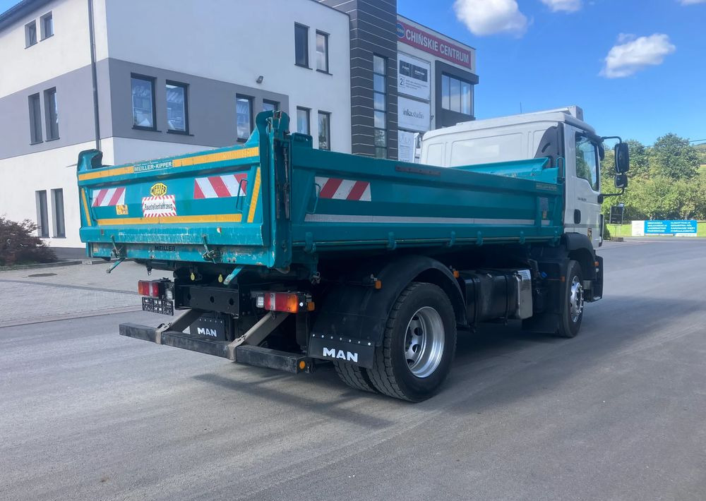 MAN MAN TGM 18.290 kiper MEILLER wywrotka blokada mostu - Camion benne: photos 4 MAN MAN TGM 18.290 kiper MEILLER wywrotka blokada mostu - Camion benne: photos 4