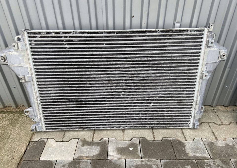 Chłodnica Scania P G intercooler 2362749 next gen - Intercooler pour Camion: photos 2 Chłodnica Scania P G intercooler 2362749 next gen - Intercooler pour Camion: photos 2