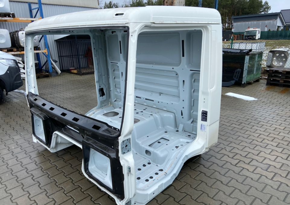 Kabina MAN TGL nowy model TGL3 2022 - Cabine pour Camion: photos 2 Kabina MAN TGL nowy model TGL3 2022 - Cabine pour Camion: photos 2