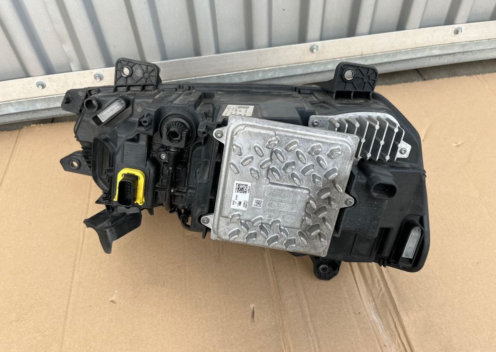 Lamp LED DAF XG XG+ XF prawa reflektor oryginał - Lumière/ Éclairage pour Camion: photos 2 Lamp LED DAF XG XG+ XF prawa reflektor oryginał - Lumière/ Éclairage pour Camion: photos 2