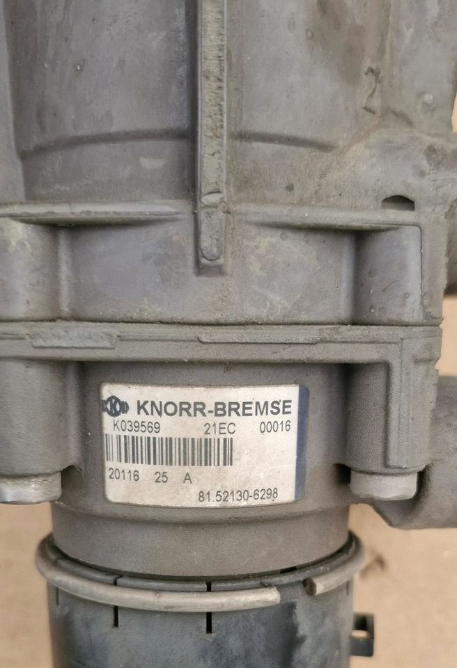 MAN TG3 TGX TGS ZAWÓR HAMULCA GŁÓWNEGO 81.52130-6298 K039569 - Pièces de frein: photos 2 MAN TG3 TGX TGS ZAWÓR HAMULCA GŁÓWNEGO 81.52130-6298 K039569 - Pièces de frein: photos 2