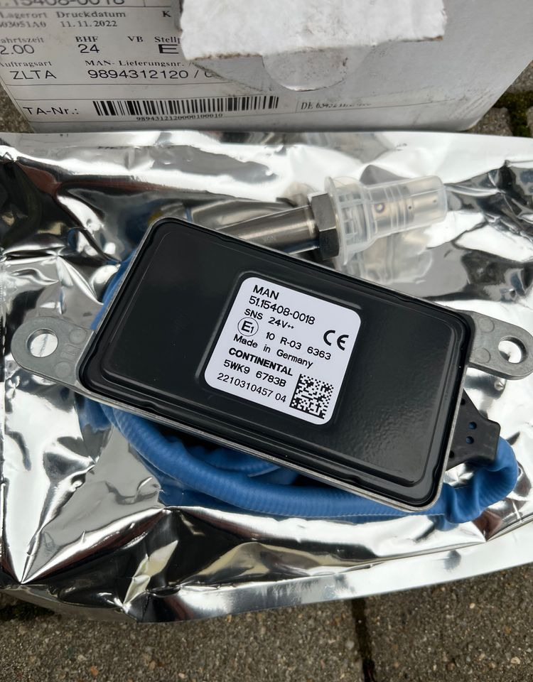 NOWY czujnik NOX MAN TGX TGS euro 6 sensor - Système d'échappement pour Camion: photos 2 NOWY czujnik NOX MAN TGX TGS euro 6 sensor - Système d'échappement pour Camion: photos 2