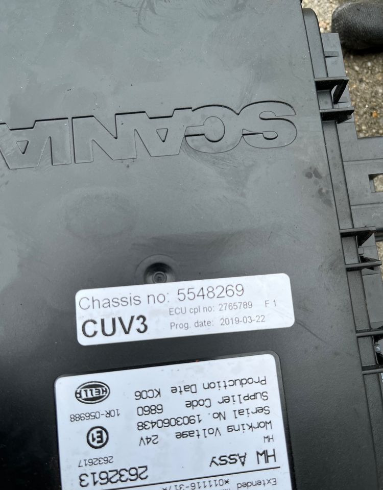 Sterownik ECU CUV3 Scania R S komputer NTG - Système électrique pour Camion: photos 2 Sterownik ECU CUV3 Scania R S komputer NTG - Système électrique pour Camion: photos 2