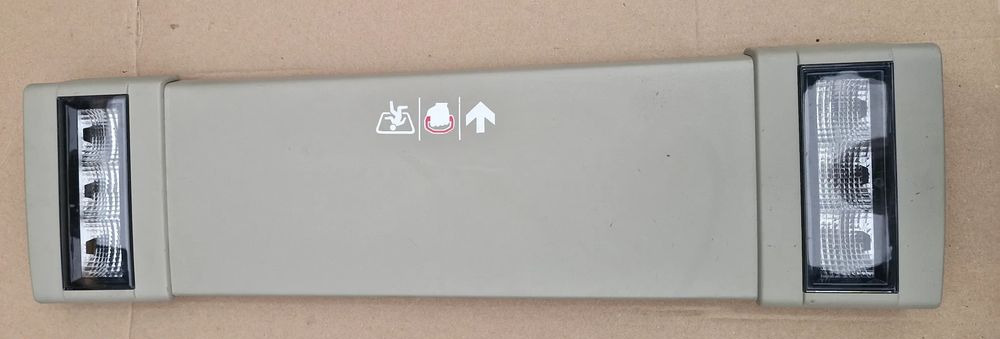 VOLVO FH5 FM5 LAMPKA OŚWIETLENIE KABINY - Cabine et intérieur pour Camion: photos 1 VOLVO FH5 FM5 LAMPKA OŚWIETLENIE KABINY - Cabine et intérieur pour Camion: photos 1