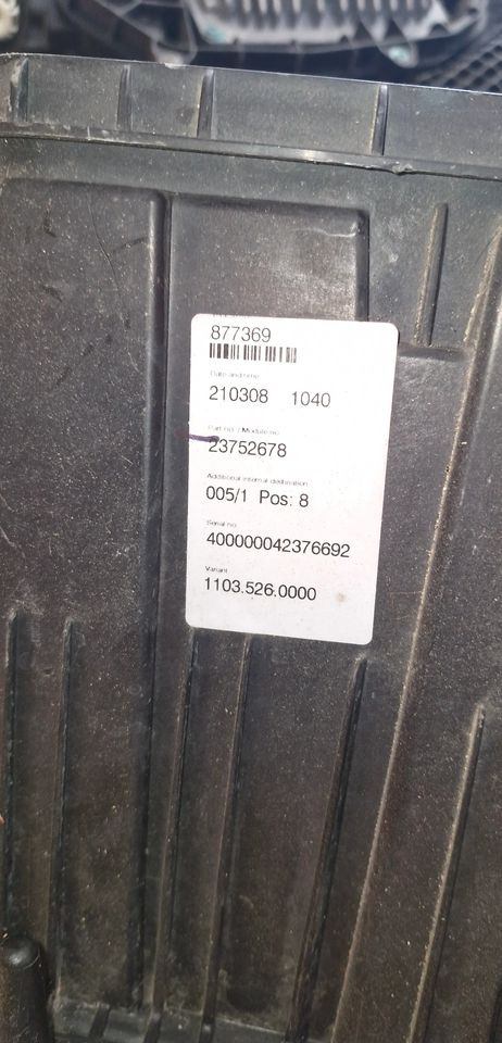 VOLVO FH5 LAMPA PRZEDNIA FULL LED 23752680 23752678 24056515 - Feu avant pour Camion: photos 3 VOLVO FH5 LAMPA PRZEDNIA FULL LED 23752680 23752678 24056515 - Feu avant pour Camion: photos 3