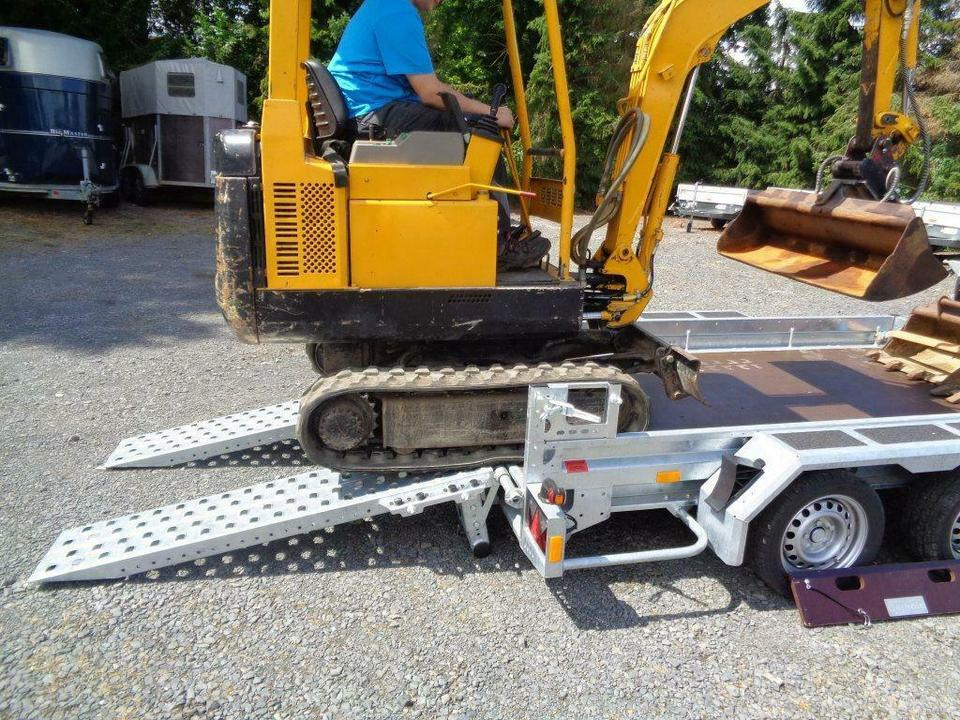 Remorque porte engin Böckmann, PKW-Anhänger, Baumaschinentransporter, 3,5 to. 100 km/h: photos 9