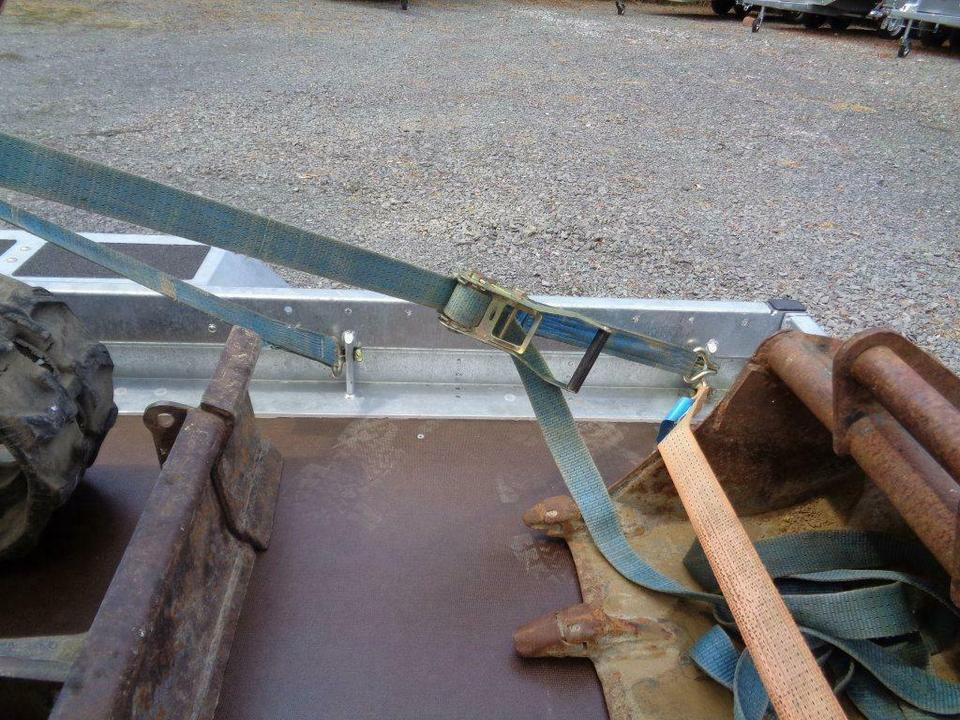 Böckmann, PKW-Anhänger, Baumaschinentransporter, 3,5 to. 100 km/h - Remorque porte engin: photos 4 Böckmann, PKW-Anhänger, Baumaschinentransporter, 3,5 to. 100 km/h - Remorque porte engin: photos 4