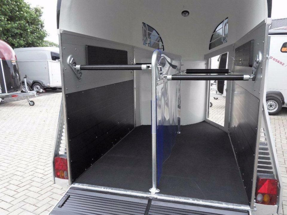 Böckmann Pferdeanhänger Champion R, Alub., 100 km/h - Van chevaux: photos 3 Böckmann Pferdeanhänger Champion R, Alub., 100 km/h - Van chevaux: photos 3