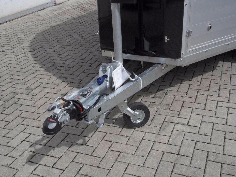 Böckmann Pferdeanhänger Champion R, Flügeltürkombi - Van chevaux: photos 3 Böckmann Pferdeanhänger Champion R, Flügeltürkombi - Van chevaux: photos 3