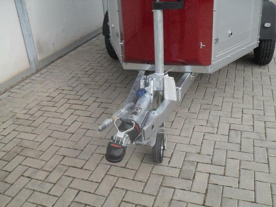 Böckmann Pferdeanhänger Champion R, SaKa., 100 km/h - Van chevaux: photos 4 Böckmann Pferdeanhänger Champion R, SaKa., 100 km/h - Van chevaux: photos 4