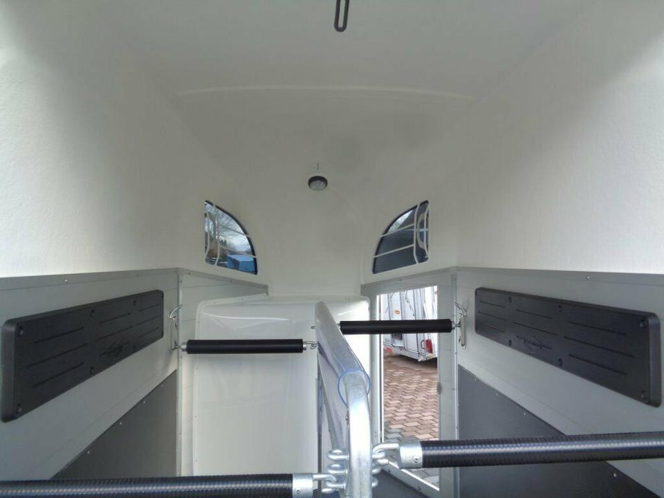 Böckmann, Pferdeanhänger, Champion R, Sattelk. 100 km/h - Van chevaux: photos 4 Böckmann, Pferdeanhänger, Champion R, Sattelk. 100 km/h - Van chevaux: photos 4