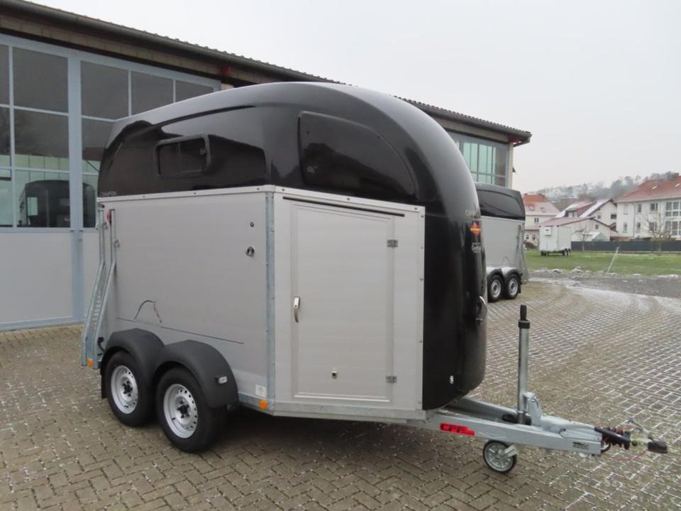 Böckmann Pferdeanhänger Champion R extra Fenster Dachlüfter SaKa. - Van chevaux: photos 3 Böckmann Pferdeanhänger Champion R extra Fenster Dachlüfter SaKa. - Van chevaux: photos 3
