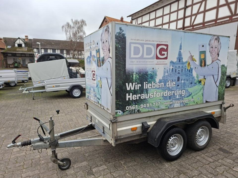 Humbaur PKW-Anhänger, 1,6 t Tandem Stirnwandklappe Kofferanhänger - Remorque fourgon: photos 2 Humbaur PKW-Anhänger, 1,6 t Tandem Stirnwandklappe Kofferanhänger - Remorque fourgon: photos 2