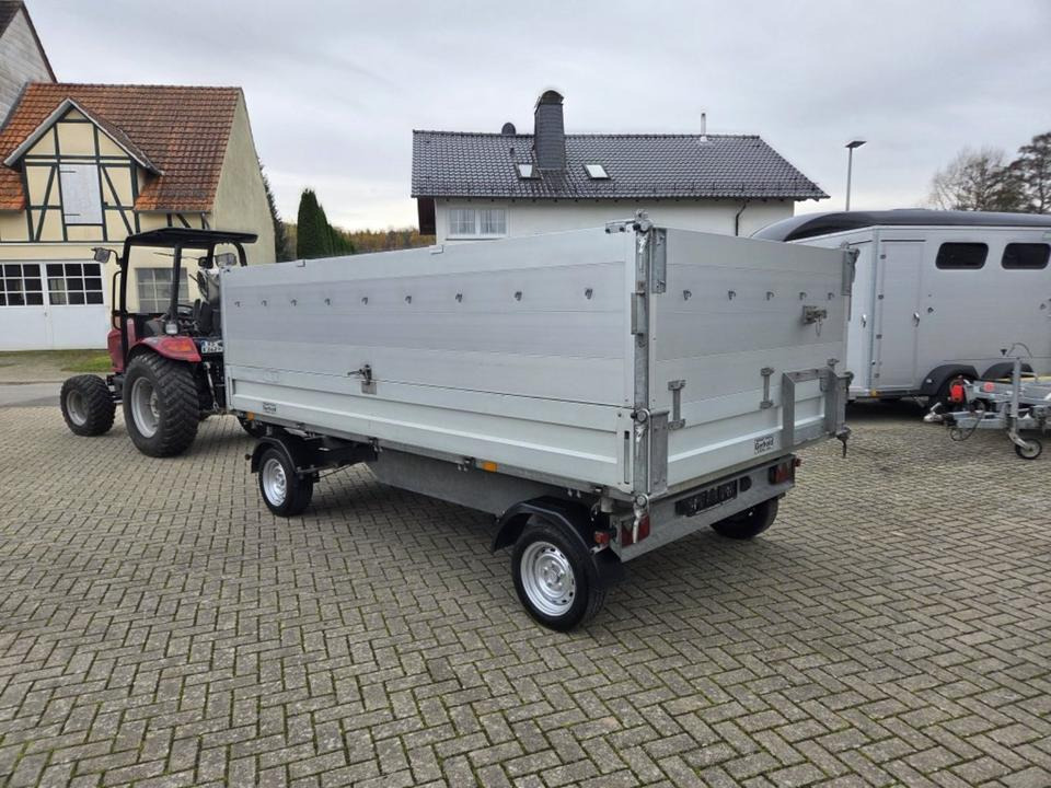 PKW-Anhänger Drehschemel Dreiseitenkipper 3,5t - Remorque benne: photos 3 PKW-Anhänger Drehschemel Dreiseitenkipper 3,5t - Remorque benne: photos 3